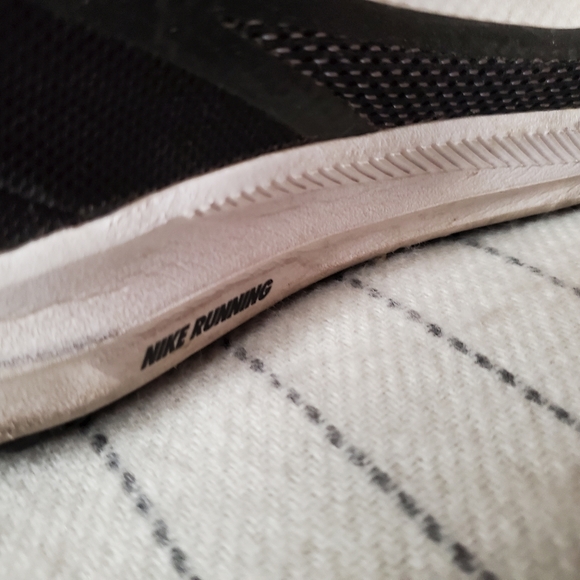 Nike Downshifter 9 Women's Size 9 - Picture 5 of 8